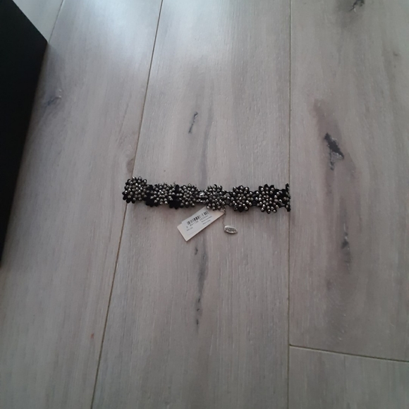 Shocker necklace - Picture 2 of 2